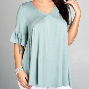 Gorgeous seafoam top with ruffle sleeve detail
